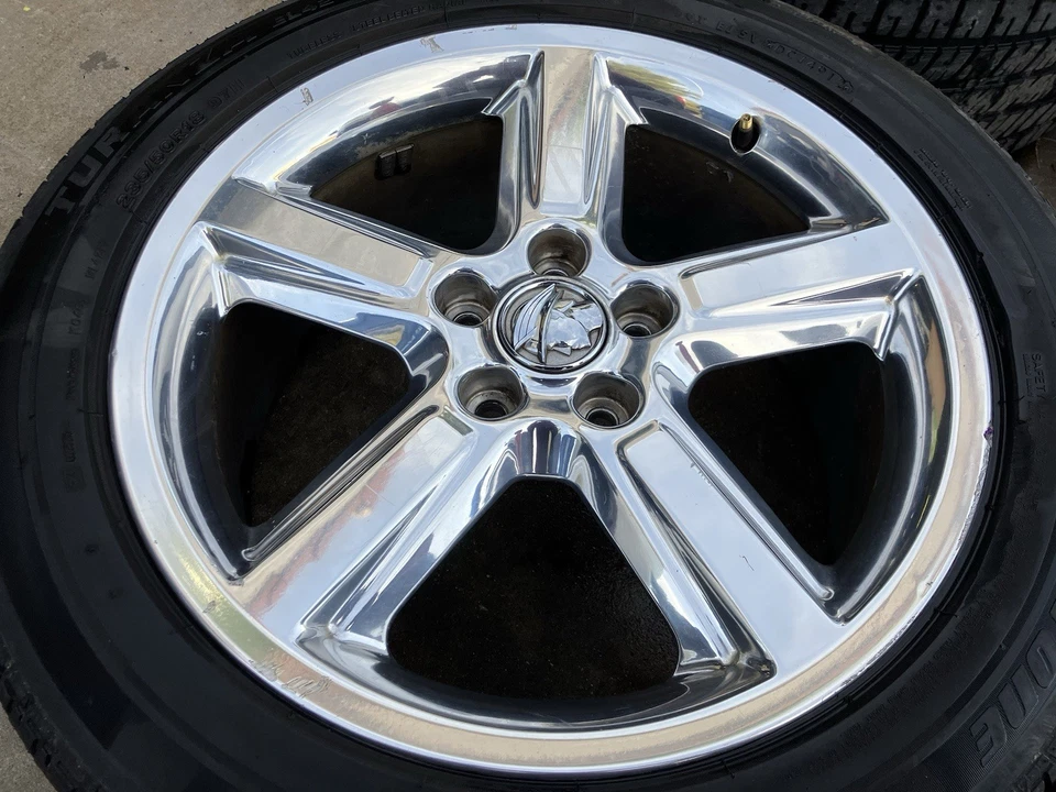 18β Mercury Marauder OEM wheels *NO TIRES - Image 3 of 4