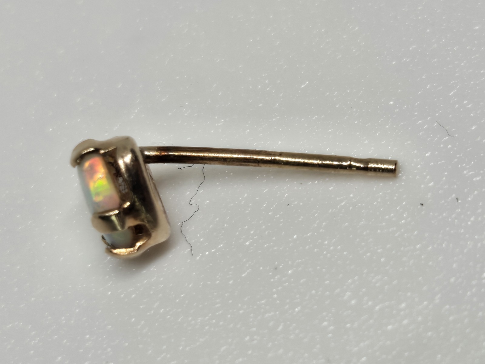 10K Solid Yellow Gold Single Earring With Opal in… - image 2