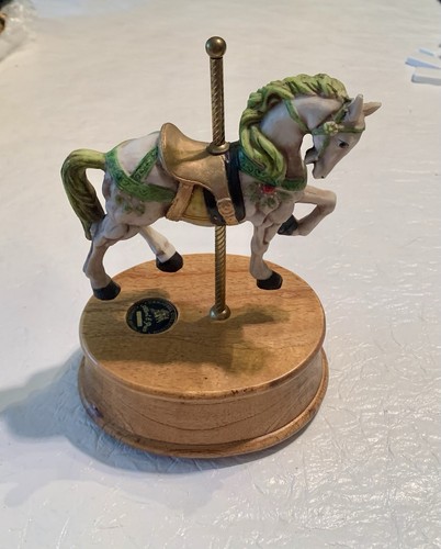 Carousel Music Box Carousel Collection Edizione Limitata Albert E Prezzo Vedi Video - Foto 1 di 3