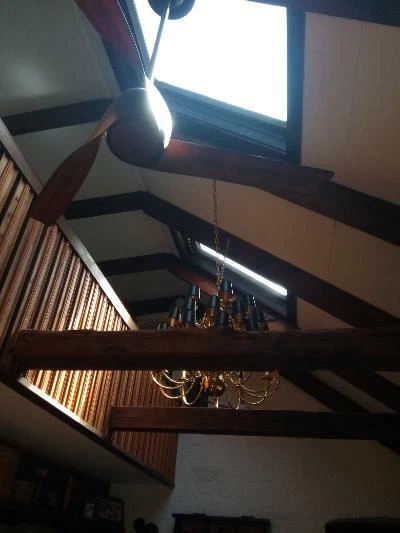 Persianas eléctricas y cortinas eléctricas Velux nuevas para tragaluces Velux modelo antiguo Foto 2 de 4