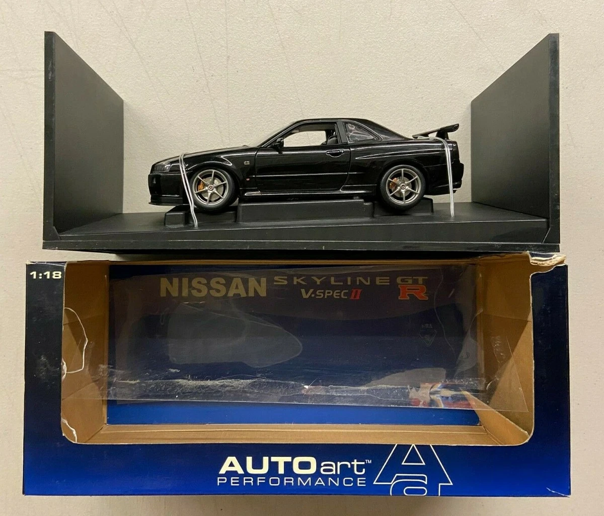 AUTOart Nissan Skyline Contemporary Manufacture Diecast Cars