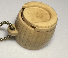 Vintage Beer Whiskey Keg Barrel Coin Change Money Holder Keychain Key Ring Chain