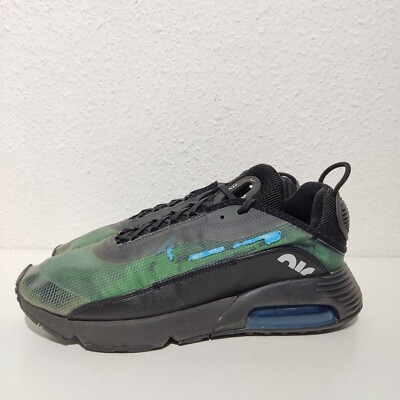 nike air max 2090 trainers in black and green