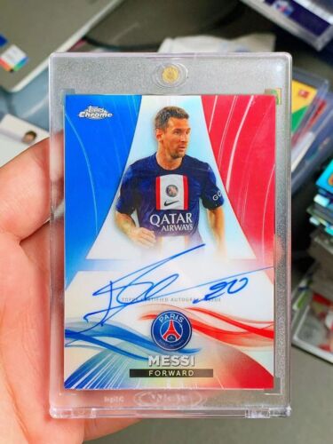 2022 Topps Chrome LIONEL MESSI Red White Blue Refractor On Card Auto /50 PARIS! - Afbeelding 1 van 2
