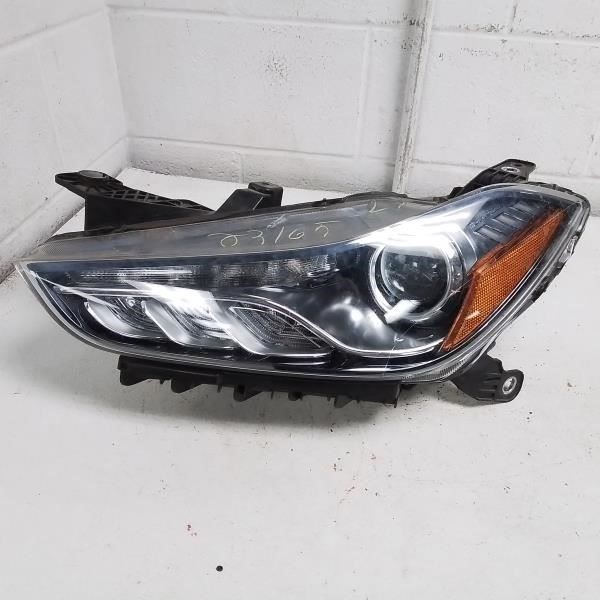 Maserati Ghibli 2017 Left Headlight P/N 670038241