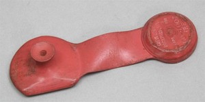 Antique No-Looz Creve Corp (Rockford, Il. Pat. Applied) Red Rubber Golf Tee