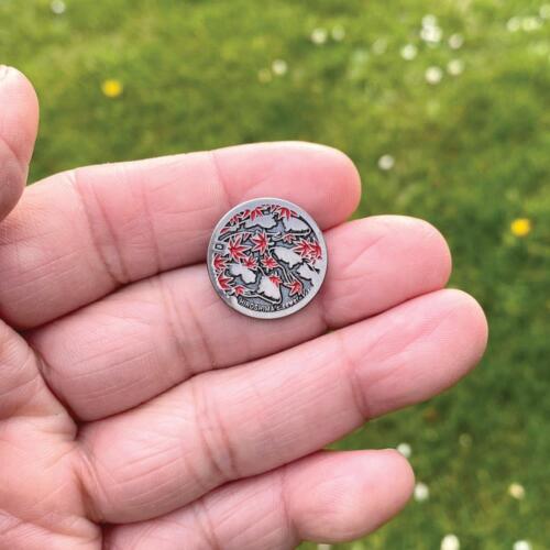 MINI SPILLA DA BAVERO SMALTATA HIROSHIMA ACERO 3/4" (2CM) DI DRAINART - Foto 2 di 3