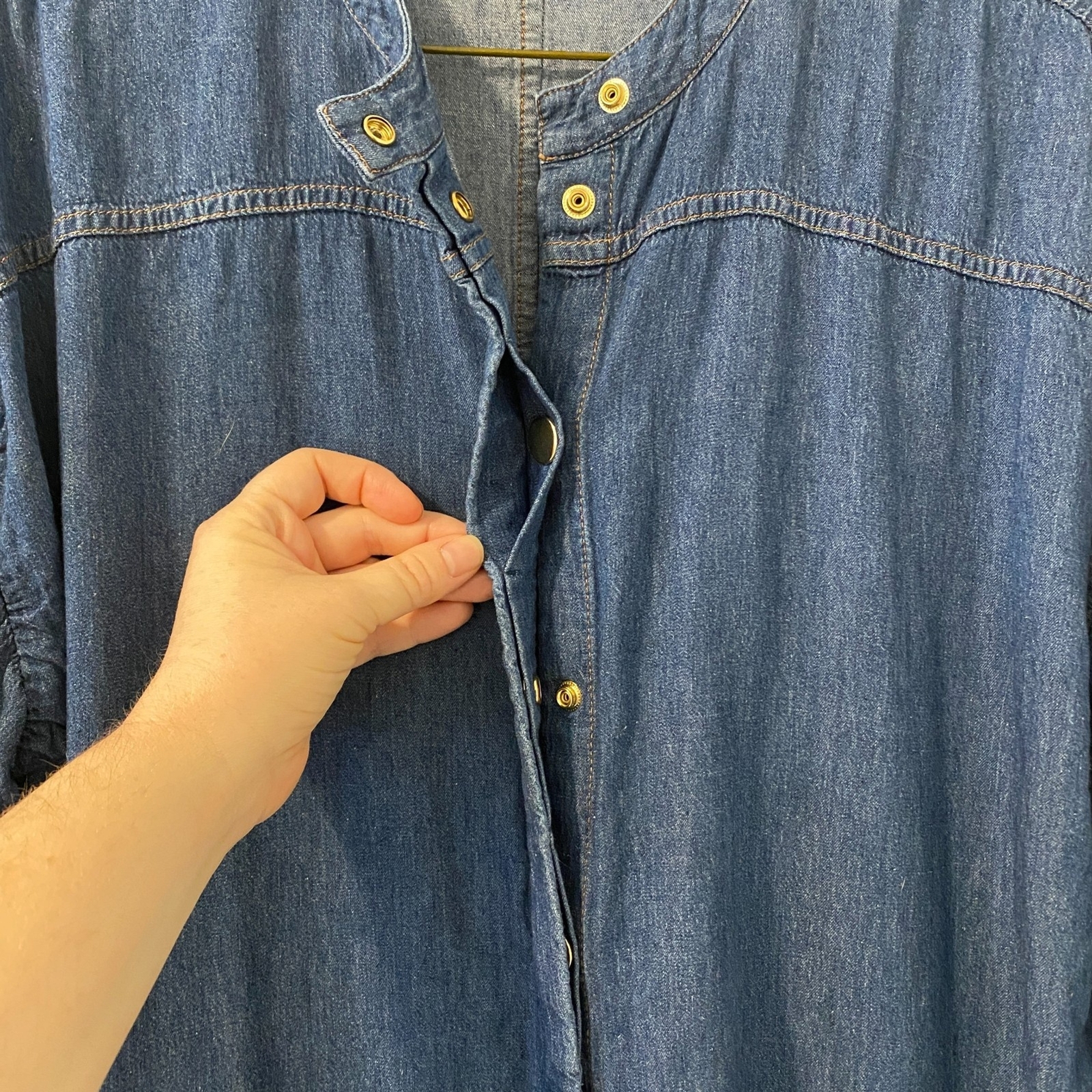 Soft Surroundings Denim Button Front Blouse Sz L - image 5