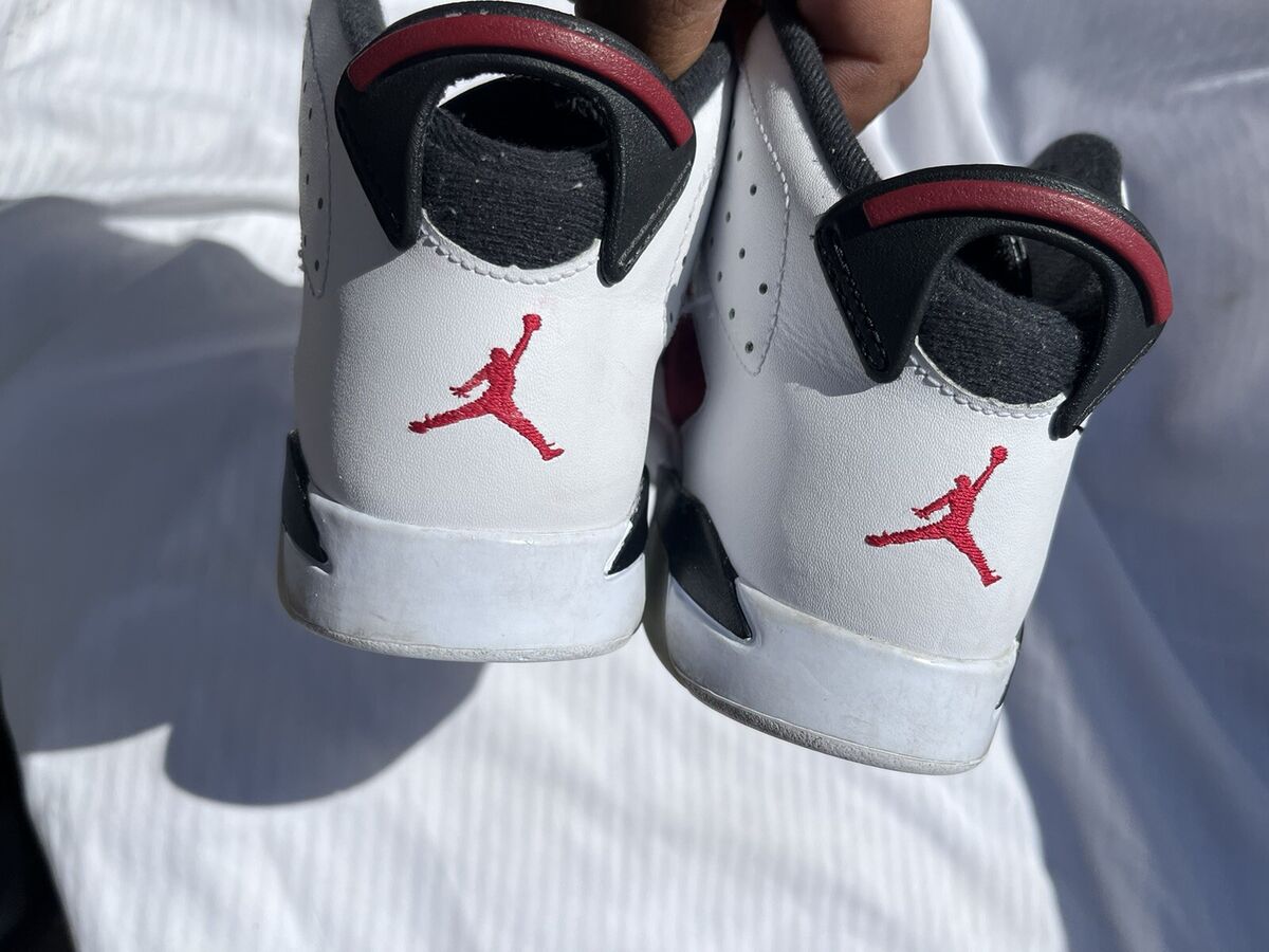 Nike Air Jordan 6 Retro Carmine Kids Size 3Y (384666-160 Nike Air Jordan 6 Retro Carmine Kids Size 3Y (384666-160