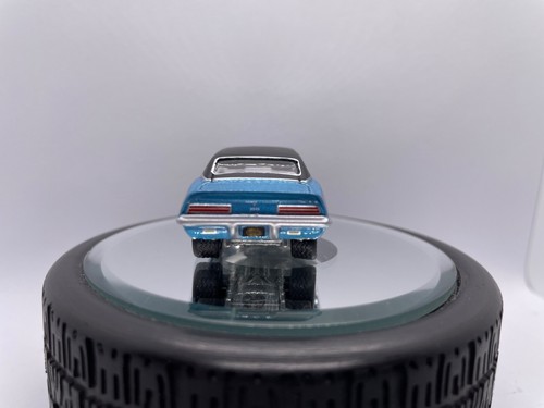 Johnny Lightning 1969 Chevrolet COPO Camaro RS - Loose - 1/64 - Picture 5 of 10
