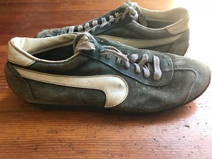 jordan upside down swoosh