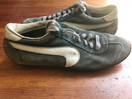 nike swoosh upside down shoes
