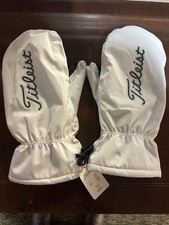 New with Tags Titleist Sta-Dry Cart Mitts.