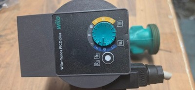 Elektronische Umwälzpumpe Wilo Yanos Pico plus 25/1-4 super zustand.
