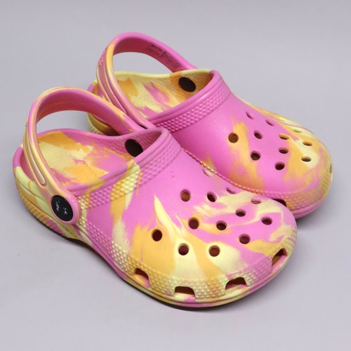 Crocs Kleinkind klassische marmorierte Batik Clogs Kinder Größe C10 rosa orange gelb