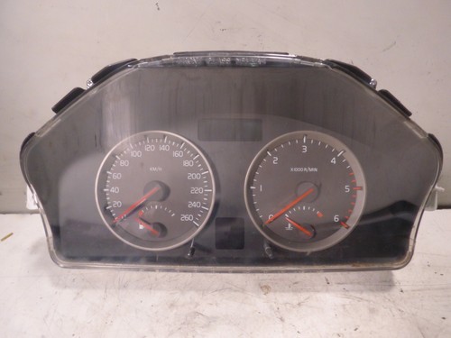 Quadro strumenti cruscotto VOLVO V50 2010 30710071 *DANNEGGIATO* - Foto 1 di 4