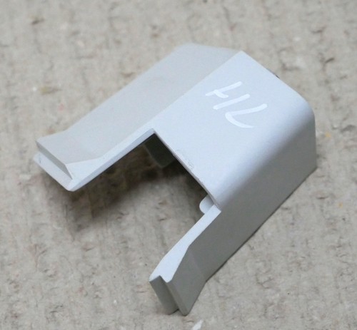 🚩BMW 2er F46 Gran Tourer Rückleuchte Rücklicht Halter Schraube HL 32170300