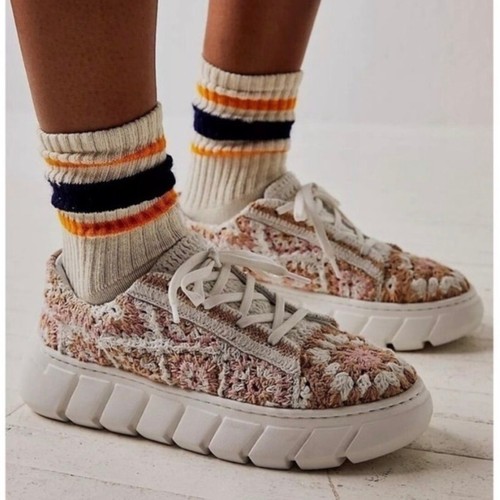 FREE PEOPLE Catch Me If You Can Crochet Platform Sneaker Size 40