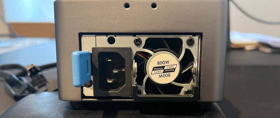 AOOSTAR AG01 eGPU Dock mit Oculink-Anschluss und eingebautem 800W Netzteil - Bild 3 von 4