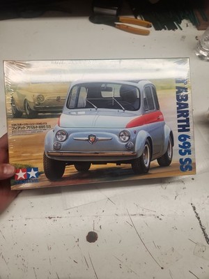 M23c Sealed Tamiya 24173 1/24 Model Sports Car Kit Fiat Abarth 695SS