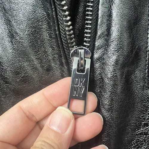 Cappotto giacca moto DKNY donna grande nero ecopelle biker grunge chic - Foto 6 di 11