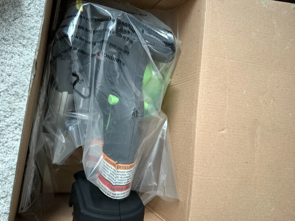 NUEVA SIERRA CIRCULAR KAWASAKI 19,2 VOLTIOS CON HERRAMIENTA DE LUZ LÁSER SOLAMENTE Foto 2 de 3