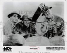 Press Photo MacDonald Carey, Robert Preston and Brian Donlevy in "Wake Island."