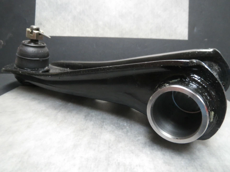 Brazo de control superior delantero izquierdo para Honda Accord 1986-89 hecho en Japón ¡Envío rápido! Foto 2 de 4