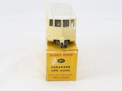 Dinky toys France - Caravane - version toit lisse - neuf en boite ref 811, Vente aux enchères