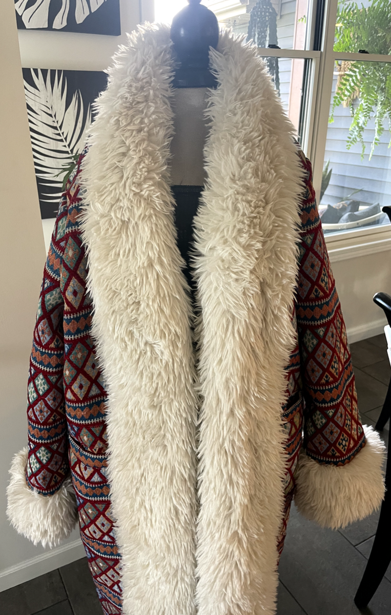 RARE! AKIRA LONG SHAGGY PENNY LANE INSPIRED TAPESTRY/AFGAN LOOK