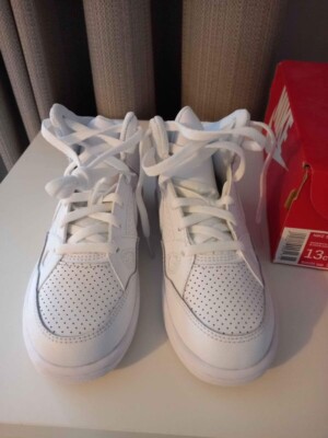 nike son of force junior