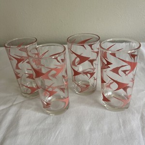 Set Of Four Mid Century Atomic Boomerang   Glasses Pink