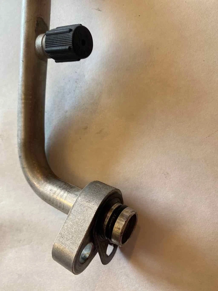 2005 - 2006 DODGE MAGNUM AC A/C Air Conditioner Suction Hose G - Image 4 of 4