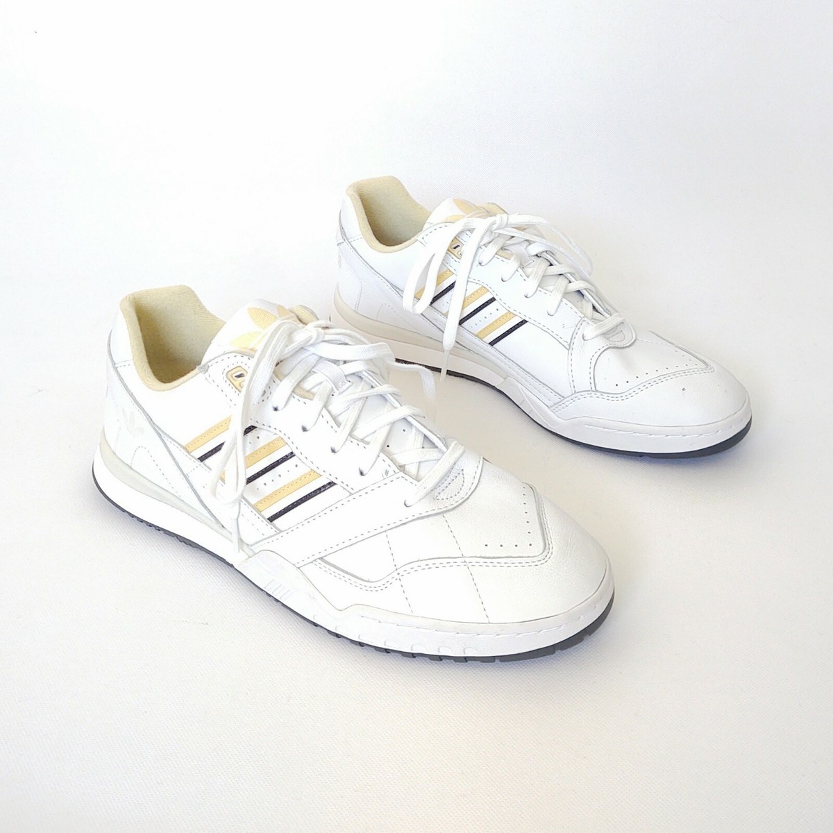 ADIDAS Trainer Men's Sneakers Size 11