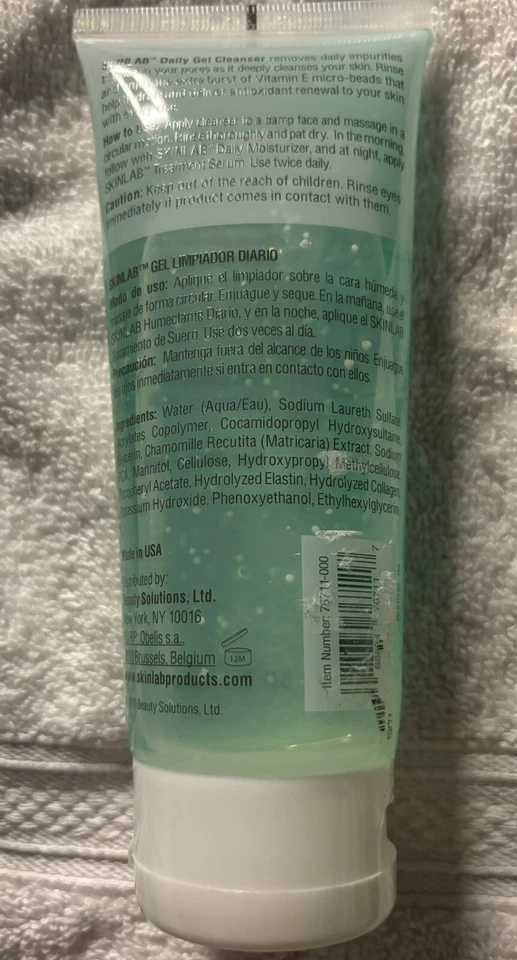 Nuevo gel limpiador diario Skinlab Lift & Firm colágeno elastina y cuentas de vitamina E Foto 2 de 2