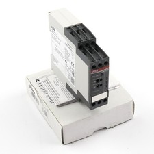 ABB insulation monitoring relay 1SVR730660R0100 CM-IWS.1S original packaging