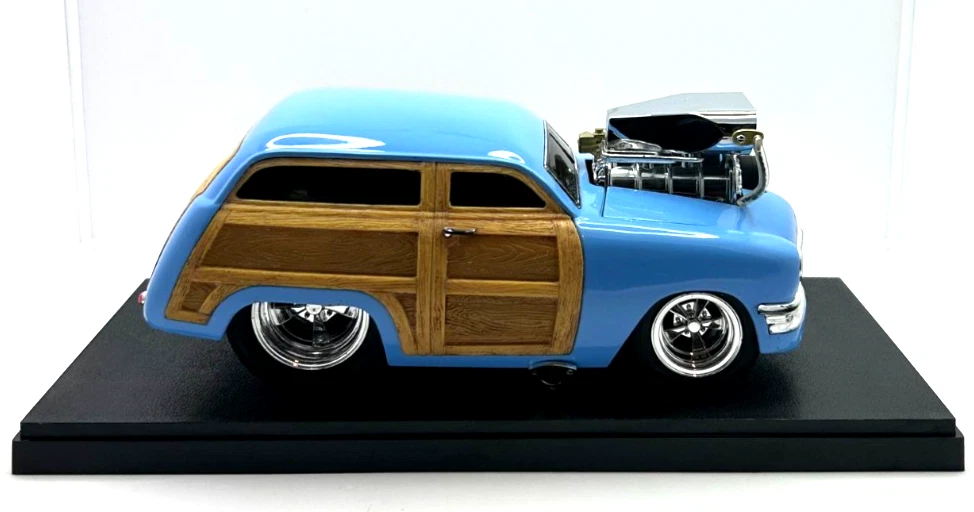 Muscle Machines Ford 1:18 Scale Diecast Cars, Trucks & Vans for