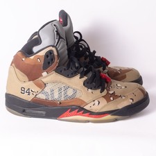 Preços baixos em Supreme x Air Jordan 5 Retro Black | eBay