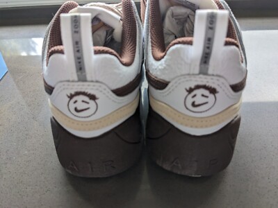 Nike Travis Scott x Zoom Field Jaxx Light Chocolate Jordan Men's 4.5/Women's 6