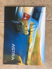 2004 HOLDEN ASTRA (NOT OPEL VAUXHALL) CDX CLASSIC CD AUSTRALIA OFFICIAL BROCHURE
