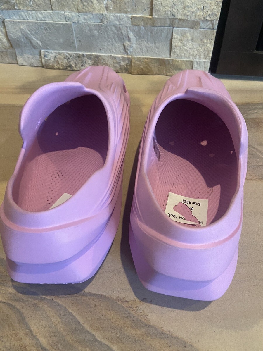 1017 ALYX 9SM Mono Slip-On Shoes Pink Foam Women display picture 3