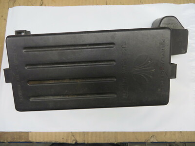 DAEWOO SEDAN 2000-2001 DASH FUSE PANEL COVER w/ DIRECTORY OEM # 96339272