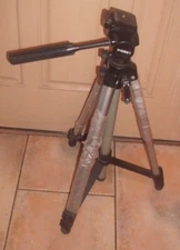 Ambico V-0551 Tripod Adjustable Height Flip Lock Lever Bubble Level Geared Pan