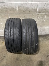 2x P22540r18 Kumho Majesty 9 Solus Ta91 932 92 W Used Tires 2254018 2x P22540r18 Kumho Majesty 9 Solus Ta91 932 92 W Used Tires 2254018