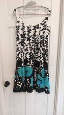 Nine West Fit & Flare Knee Length Sleeveless floral Dress Size 12 