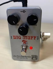 Electro-Harmonix EHX - Big Muff Pi  - Rams Head - Fuzz Distortion Pedal ♫
