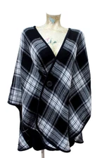 Steve Madden Reversible Plaid Cape Shawl Poncho Gray & Black OSFM SOFT - EUC