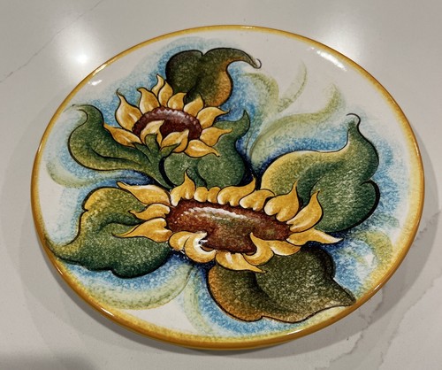 Vintage Italian Deruta Ceramic Hand Painted 10.25”Plate Sunflowers Design Signed