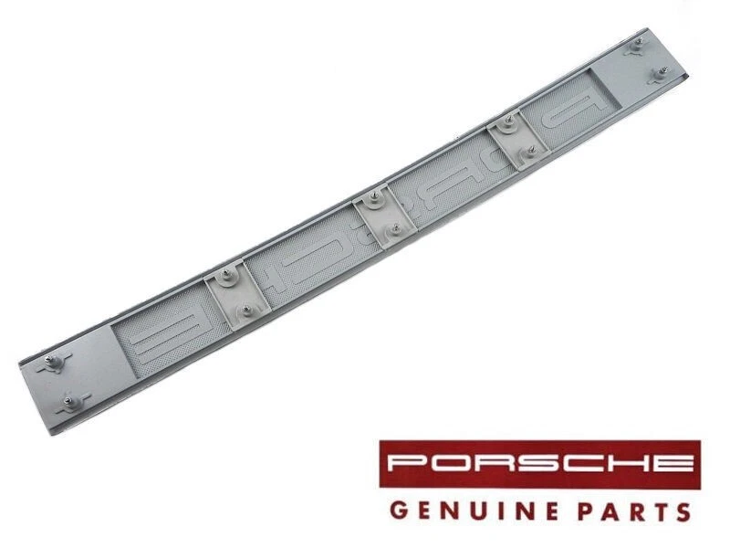 Genuine Porsche 911 Center Reflector Lens Black Letter 91163143203 1974 to 1986 - Image 2 of 2