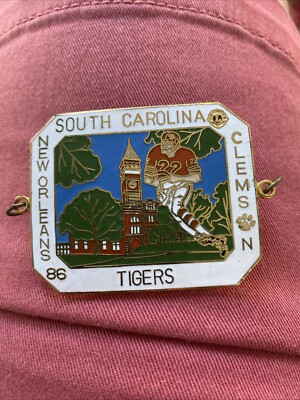 Football pin Enamel lapel South Carolina CLEMSON TIGERS NCAA New Orleans 86